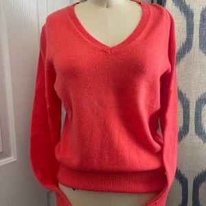 100% Cashmere sweater NWT Medium Petite
